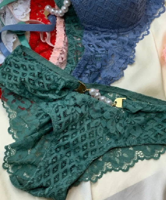 Elegant Lace Lingerie Set with Pearl Straps